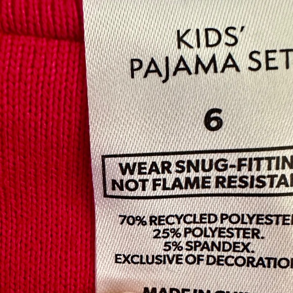 Kids Unisex Holidays Christmas Pajama Set Like New Condition Red Size 6 - Picture 4 of 4